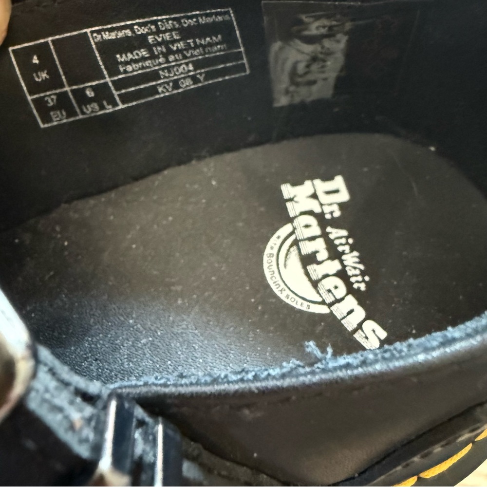 Dr. Martens Eviee Pump - Women's Sz 6 L US Black Stacked Heel - Picture 7 of 7